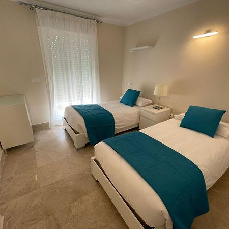 Apartamentos Naranjos Del Sol Marbella Exterior foto