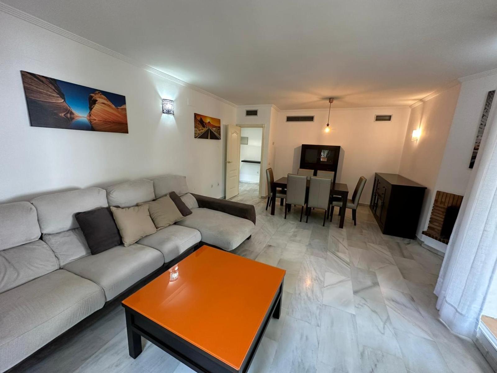 Apartamentos Naranjos Del Sol Marbella Exterior foto