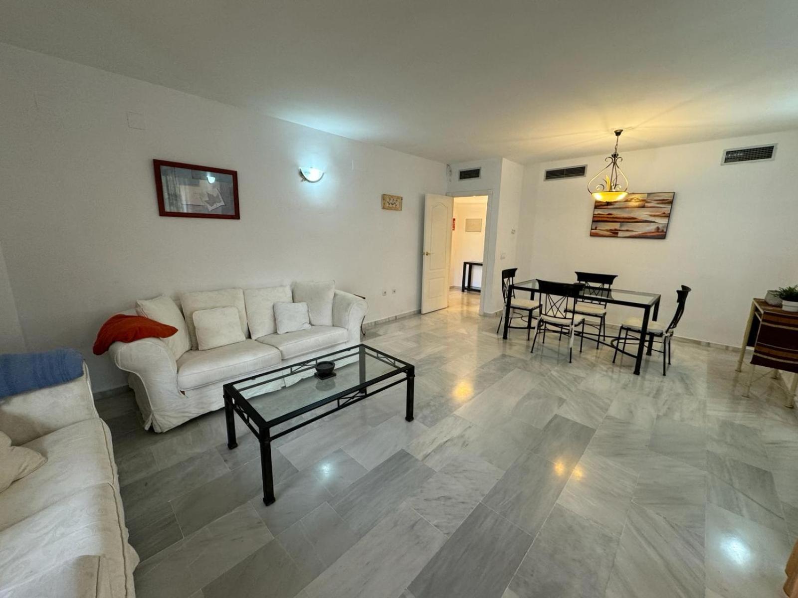 Apartamentos Naranjos Del Sol Marbella Exterior foto