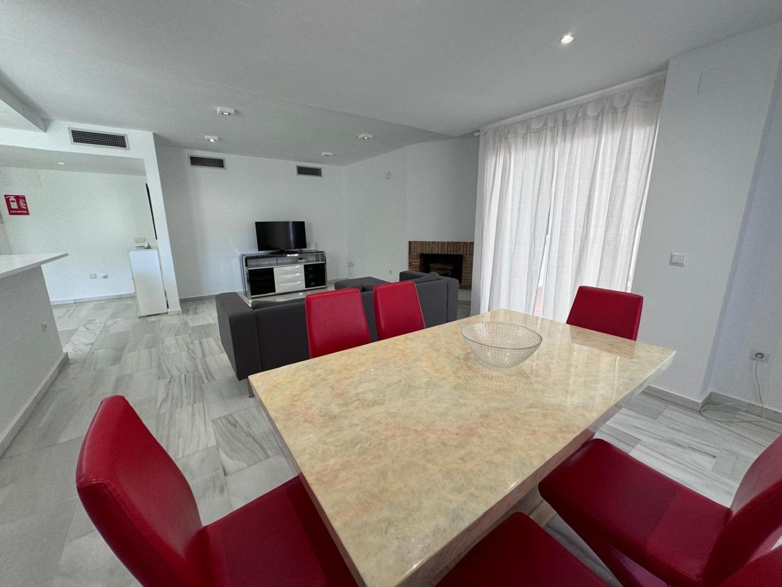 Apartamentos Naranjos Del Sol Marbella Exterior foto